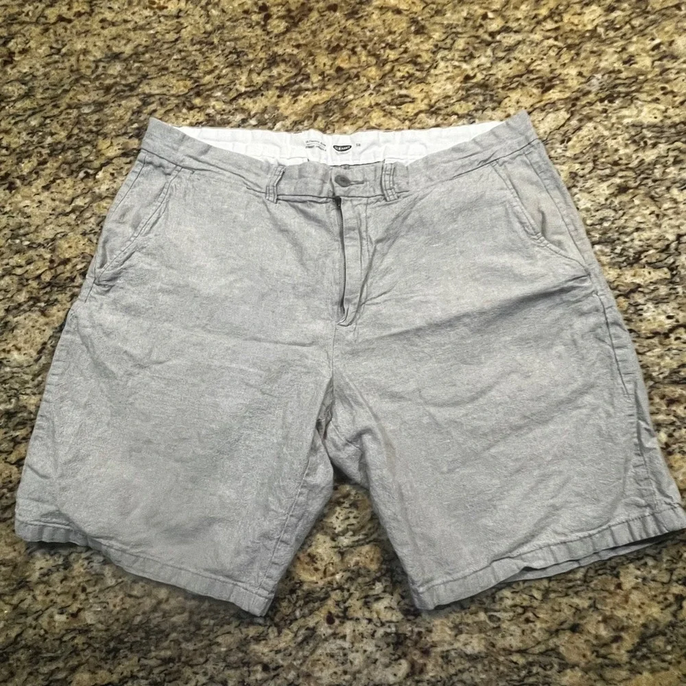 Old Navy Ultimate Slim Mens Gray Linen Cotton Blend Flat Front Shorts Size‎ 38